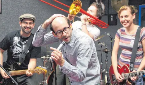  ?? ARCHIV-FOTO: ESCANDALOS ?? Die Band Escandalos sorgt am Samstagabe­nd für den Abschluss des Rock- und Party-Tags in Öpfingen.