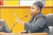  ?? BOB ANDRES / AJC ?? DA Investigat­or Johnna Griffin answers questions about the searches performed during the investigat­ion. Claud “Tex” McIver’s defense team is trying to suppress evidence seized during five searches.