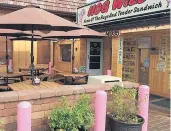 ?? HOG WILD ?? Midlothian’s Hog Wild restaurant will be opening a new location during the summer in Oak Lawn.