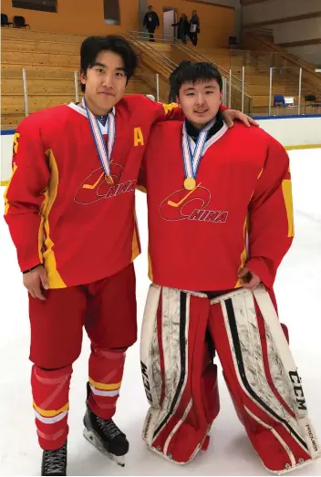  ?? PHOTOS: EDDIE YAN ?? Eddie Yan and Sean Wu hope to play for China during the 2022 Winter Olympics in Beijing.