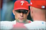  ?? DERIK HAMILTON — THE ASSOCIATED PRESS ?? Philadelph­ia Phillies manager Gabe Kapler didn’t have one of his better days Sunday.
