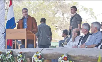  ??  ?? El presidente de la República, Mario Abdo Benítez, durante su discurso, en la inauguraci­ón de la Expo Trébol.