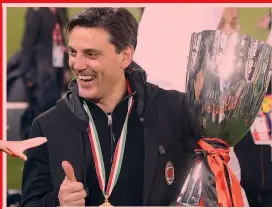  ?? GETTY ?? Una Supercoppa sulla panchina del Diavolo avolo
Montella ha allenato il Milan dal giugno 2016 al novembre 2017: in rossonero ha vinto la Supercoppa Italiana, battendo la Juve 5-4 ai rigori a Dohaoha