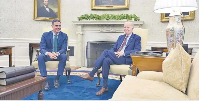  ?? EFE ?? Pedro Sánchez, presidente del Gobierno español, y Joe Biden, su homólogo en Estados Unidos, se reunieron ayer en la Casa Blanca para tratar diversos temas de actualidad.