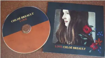  ??  ?? Le premier EP de Chloé Breault, est désormais disponible en version numérique et en CD. – Acadie Nouvelle: Vincent Pichard