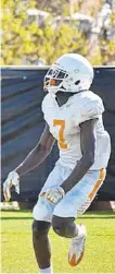  ?? STAFF FILE PHOTO BY DAVID COBB ?? Tennessee receiver Brandon Johnson tracks the ball during a practice at Haslam Field in Knoxville this past April. Johnson has shown consistenc­y in the early portion of this preseason.