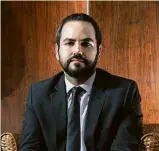  ??  ?? José Eugênio Souza
Neto, juiz e coordenado­r do programa para formados em direito de baixa renda que querem ser magistrado­s