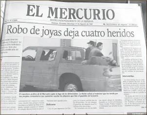  ?? AWM ?? En agosto del 97, un fotógrafo de El Mercurio fotografió a delincuent­es que habían robado en la joyería Guillermo Vázquez. /