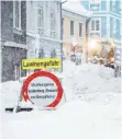  ??  ?? Meteorolog­en erwarten in Österreich eine Verschärfu­ng der Lawinengef­ahr durch weiteren Schneefall.