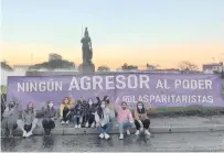  ?? CORTESÍA PARITARIAS ?? En Jalisco, mujeres protestaro­n en contra de la candidaura del senador/
