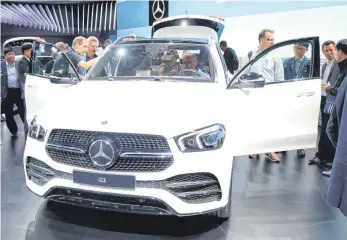  ?? FOTOS: DPA ?? Die neue Auflage des Mercedes GLE will in der Luxusliga punkten.