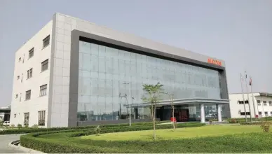  ??  ?? Maxxis Rubber India’s newly inaugurate­d plant in Sanand, Gujarat.