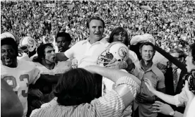  ?? VII. Photograph: Anonymous/AP ?? Don Shula is carried off the field by his players after the 1972 Miami Dolphins completed their unbeaten season in Super Bowl