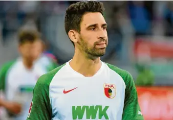  ?? Foto: Ulrich Wagner ?? Rani Khedira freut sich auf die Wiederaufn­ahme der Saison, auch wenn Trainer Heiko Herrlich am Samstag fehlen wird. Khedira wird ohne Furcht vor Ansteckung in die Partie gegen den VFL Wolfsburg gehen.