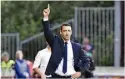  ??  ?? Olivier Echouafni ( ans) a pris les rênes de l’équipe féminine du PSG en juin.