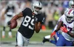  ?? DAN HONDA — STAFF ARCHIVES ?? Wide receiver Amari Cooper said he came to camp 7 pounds heavier than his 2016 playing weight.