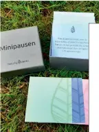  ??  ?? Minipausen med 50 kort, 300 kr. hos Naturligva­eren.dk