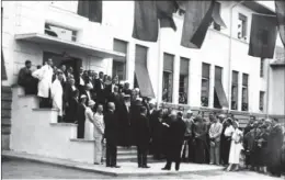  ??  ?? Ceremonia e inagurimit të spitalit “Mbreti Zog I” në Tiranë 1932