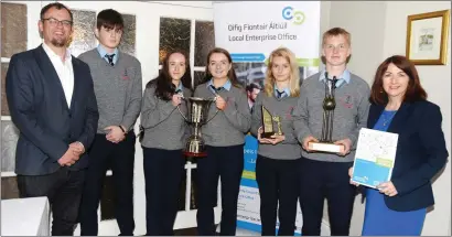  ?? McGrath. Photos by Michael ?? The team from Boherbue Comprehens­ive School who were overall winners of the national final of the Schools Enterprise Programme 2018/19 for their product ‘Smooth Remove’. They are pictured with the Schools Enterprise Programme organiser Joan Kelleher of the Local Enterprise Office (LEO) Mallow and programme co-ordinator Gary Lowe.