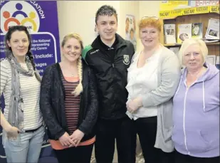  ??  ?? Lesley Smith, Nicola Doyle, Robin Maloney from Bray Wanderers, Elly Fairbairn, June Murphy at the Little Bray Resource Centre.