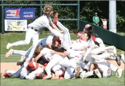  ?? PHOTOS BY MATTHEW MOWERY — MEDIANEWS GROUP ?? Orchard Lake St. Mary’s players dogpile on the McLane Stadium infield after beating Grosse Pointe North, 1-0, in the Division 1champions­hip game on Saturday clinching OLSM’s third straight state title.