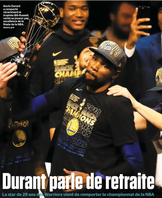  ?? PHOTO AFP ?? Kevin Durant a remporté récemment le trophée Bill-russell, remis au joueur par excellence de la finale de la NBA.