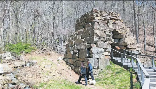  ?? [STEVE STEPHENS/DISPATCH PHOTOS] ?? This old iron furnace is a scenic stop along a hiking trail near Cumberland Gap, Tenn.