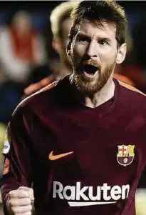  ?? Jose Jordan - 10.dez.17/AFP ?? Messi já tem 14 gols no campeonato e hoje pode ampliar a vantagem no estádio Santiago Bernabéu