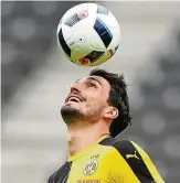  ?? FOTO: A. GEBERT/DPA ?? Mats Hummels kehrt vom Rekordmeis­ter Bayern München nach Dortmund zurück.