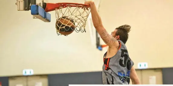  ?? Photos: Nev Madsen ?? TIME TO SHINE: Harristown coach Pop Dickerson is expecting big things from forward Josh Derksen throughout the Big Q playoffs.