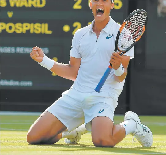  ??  ?? Vasek Pospisil a dû revenir de l’arrière face à James Ward, hier après-midi, pour se qualifier pour le quatrième tour.