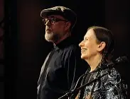  ?? ?? Ricerca Meredith Monk e John Hollenbeck