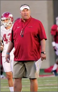  ?? NWA Media/MICHAEL WOODS ?? Arkansas Coach Bret Bielema was an eyewitness to Auburn’s seven-game improvemen­t after going winless in 2012. Now, Arkansas gets a chance to see how much it can improve off its 0-8 disaster in 2013.