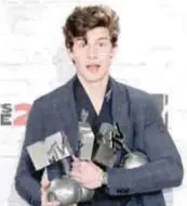  ?? | GETTY IMAGES ?? El gran ganador. Shawn se consolidó como ídolo juvenil al llevarse tres estatuilla­s.