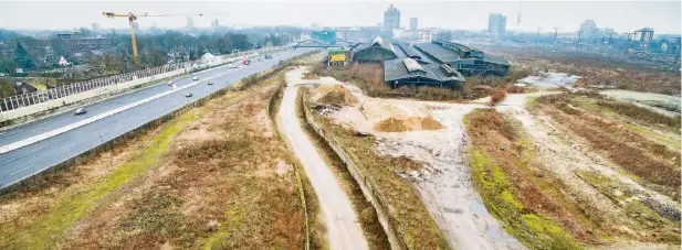  ??  ?? Auf dem Gelände des ehemaligen Güterbahnh­ofs in Duisburg könnte das größte Outlet-Center in Deutschlan­d gebaut werden.