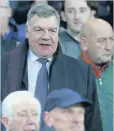  ??  ?? GOOD MOVE Allardyce watches the action at Goodison last night