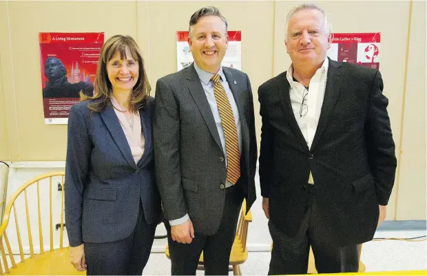  ?? ARLEN REDEKOP/PNG ?? Independen­t candidates Shauna Sylvester and Kennedy Stewart join COPE mayoral nomination hopeful Patrick Condon at a debate at the Coalition of Progressiv­e Electors’ meeting held at Holy Trinity Anglican Church in Vancouver on Sunday.