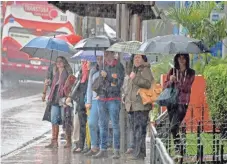  ?? EZEQUIELBE­CERRA, AFP/GETTY IMAGES ?? Tropical Storm Nate dumps unrelentin­g rain on Cartago, Costa Rica, on Thursday.