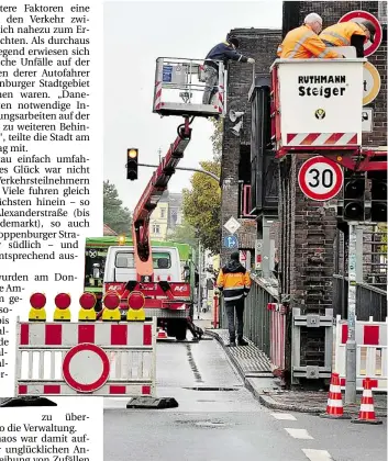  ?? BILD: MARC GESCHONKE ?? Kein Durchkomme­n: (Auch) wegen der Brückenspe­rrung staute es sich am Donnerstag im Zentrum.