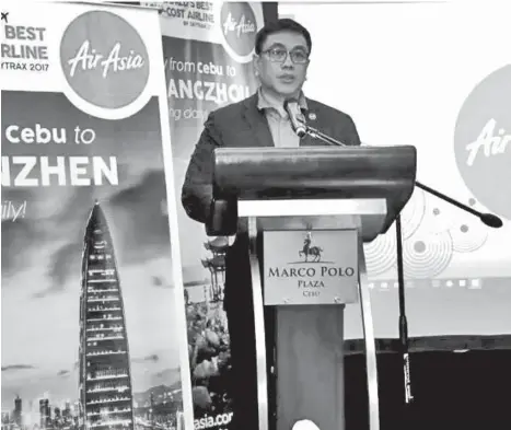  ?? SunStar file photo ?? NEW ROUTES. Philippine­s Air Asia CEO Dexter Commendado­r announces that the airline is set to launch new flights between Cebu and China.