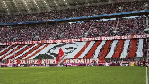  ?? Foto: Picture Alliance ?? Der Jude Kurt Landauer, Präsident bis 1933, wird bis heute beim FC Bayern hochgehalt­en. Doch was geschah nach seinem Rücktritt?