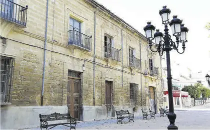  ?? JOSÉ ANTONIO AGUILAR ?? Fachada del Palacio de los Duques de Medinaceli, en las inmediacio­nes del convento de Santa Clara.