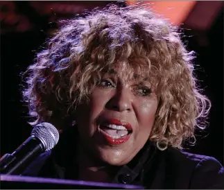  ?? Louis Lanzano ?? The Associated Press Singer Roberta Flack is one of only two artists who have won record of year at the Grammys two years in a row: for “The First Time Ever I Saw Your Face” in 1973 and “Killing Me Softly” in 1974.