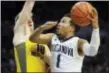  ?? THE ASSOCIATED PRESS ?? Villanova guard Jalen Brunson (1) goes to the basket as Marquette guard Sam Hauser (10) defends during Saturday’s game in Philadelph­ia.