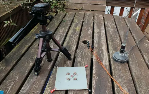  ??  ?? 1
Fig. 1: The components. Fig. 2: Assembled. Fig. 3: Nuts glued to base. Fig. 4: Tripod QR top.