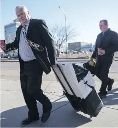  ?? LIAM RICHARDS / THE CANADIAN PRESS FILES ?? Lawyer Scott Spencer leads his client, Gerald Stanley, right, into court for a preliminar­y hearing in April 2017.