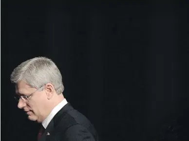  ?? SEAN KILPATRICK/THE CANADIAN PRESS ?? Prime Minister Stephen Harper has an approval rating, according to the EKOS polling firm, of just 32 per cent, versus a disapprova­l rating of 62 per cent.