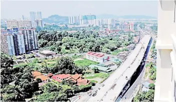  ?? — Bernama photo ?? Property developers and their panel of contractor­s are also better prepared to ensure the building material and equipment supplies are available to minimise disruption­s to ongoing constructi­on works.