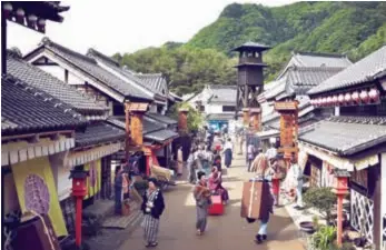  ??  ?? Edo Wonderland ... a historic village where visitors are encouraged to hire and dress in traditiona­l clothing.