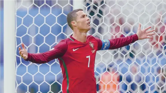  ??  ?? Ronaldo chegou ontem aos 75 golos pela Seleção, em 142 encontros